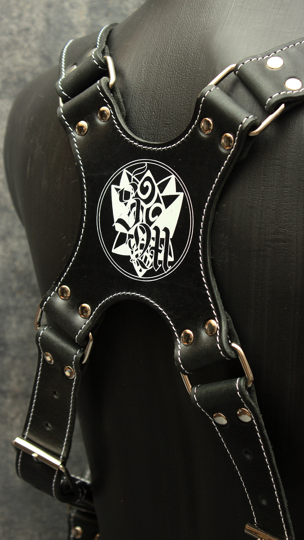 CUSTOM DIGITAL LEATHER PATTERN