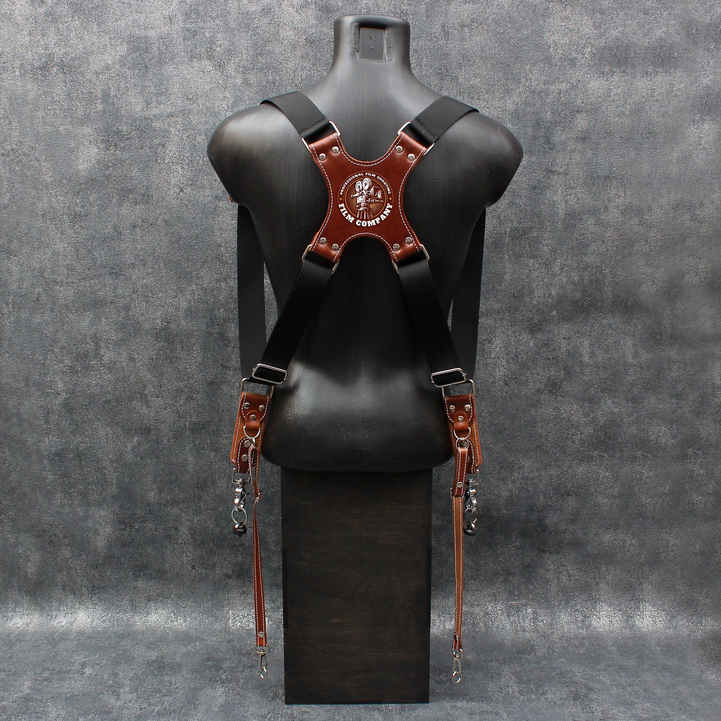 NYLON & LEATHER Dual camera strap with removable battery cases and a set of additional accessories. FREE SHIPPING.